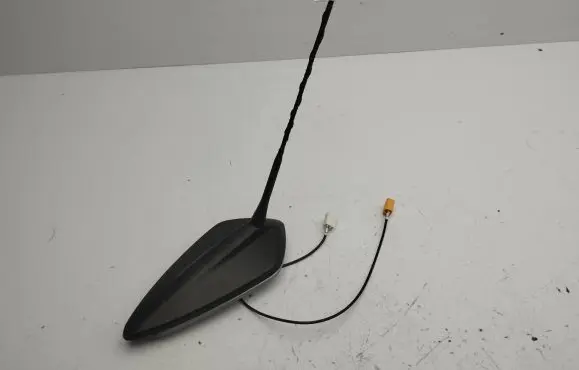 Citroen C4 III e-C4 Radio antenna 9841038780