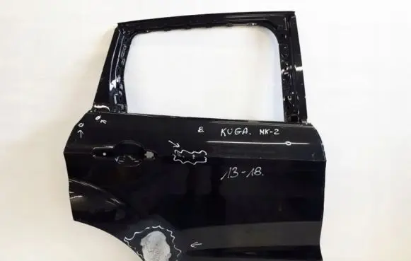 Ford Kuga II Rear door