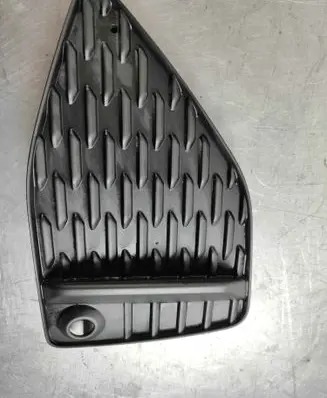 Audi Q2 - Front bumper lower grill 81a807681r9b9