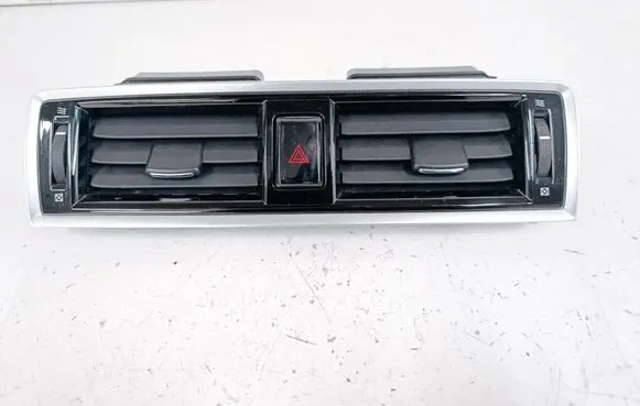 Subaru Outback (BS) Dash center air vent grill 66110AL20A U15772 U15773