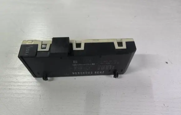 Mercedes-Benz C W205 Tailgate/trunk control unit/module A2229006008 A2229010800 03293281