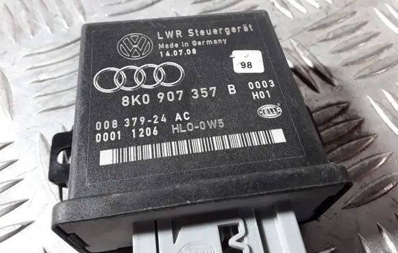 Audi A5 8T 8F Light module LCM 8K0907357B