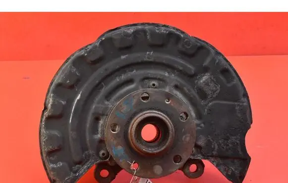 Skoda Superb B6 (3T) Front wheel hub spindle knuckle
