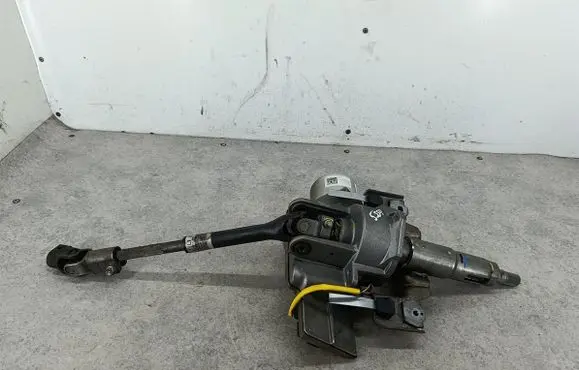 Opel Corsa D Steering wheel axle 13290385