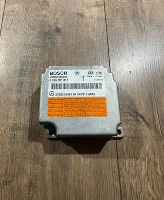 Mercedes-Benz C W203 Airbag control unit/module 2038206385 0285001813