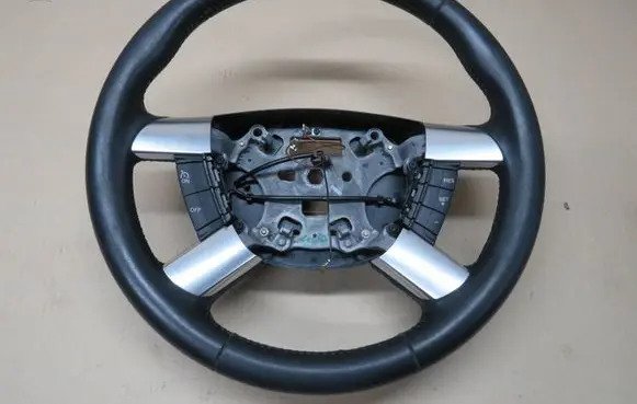 Ford Kuga I Steering wheel 3M513600CJW 22112010