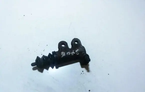 Mitsubishi Galant Clutch master cylinder