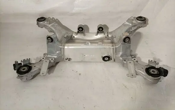 BMW X7 G07 Rear subframe 6894149