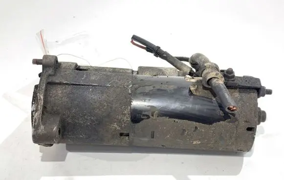 Audi A4 S4 B7 8E 8H Starter motor 0001125053