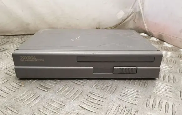 Toyota Avensis T250 GPS navigation control unit/module 0866200880