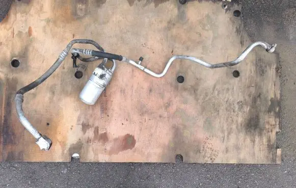 Renault Trafic II (X83) Air conditioning (A/C) pipe/hose 93856084