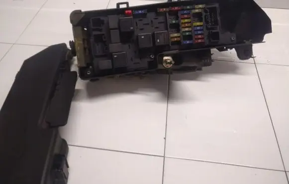 Volvo XC70 Fuse box set