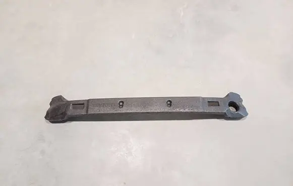 Volvo XC40 Front bumper foam support bar 31449345