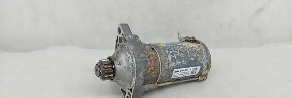 Audi Q3 F3 Starter motor 02E911022C