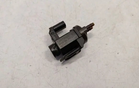 Valve vacuum