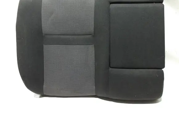 Volkswagen Golf IV Second row seats VWG4