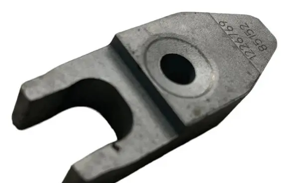 Opel Astra K Fuel Injector clamp holder 1226769 85152