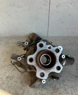 BMW 7 G11 G12 Rear wheel hub 6865662 001327836 26116472