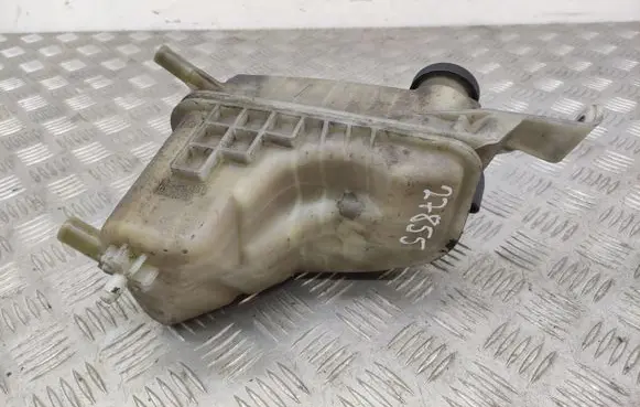 Toyota Verso Coolant expansion tank/reservoir