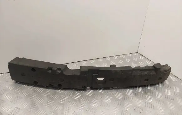 Front bumper foam support bar
