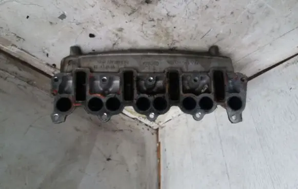 Dodge Caliber Intake manifold 03G128713 15060652