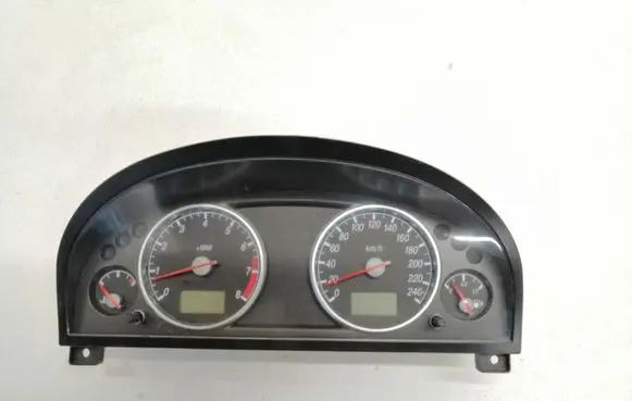 Ford Mondeo Mk III Speedometer (instrument cluster) 1S7F10841