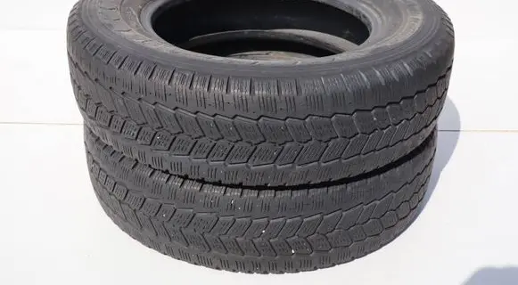 Mercedes-Benz Vito Viano W639 R16 C summer tire