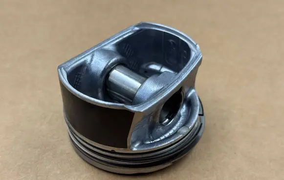 Mini One - Cooper Coupe R56 Piston 11257566019 7566019