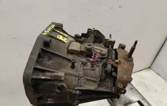 Nissan Primastar Manual 6 speed gearbox PF6024 820095611