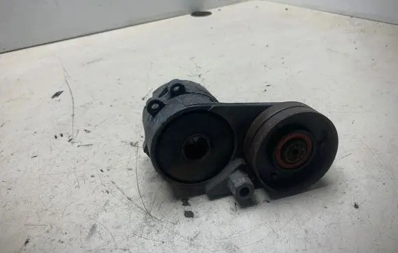 Volkswagen PASSAT B5.5 Alternator belt tensioner 078903133ab