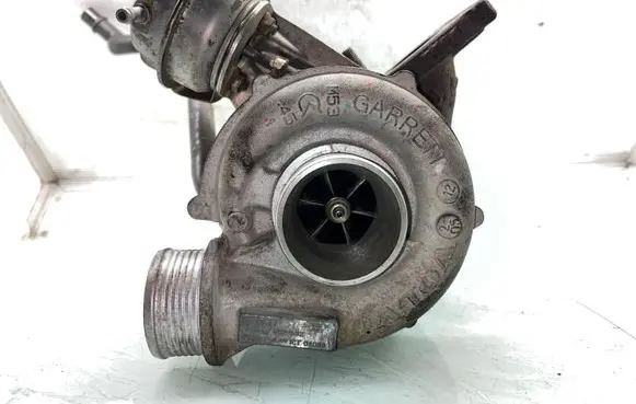 Volvo XC90 Turbo 8689592 GT2052V 7231674S