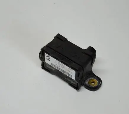 Audi A3 S3 8P Acceleration sensor 7H0907655A