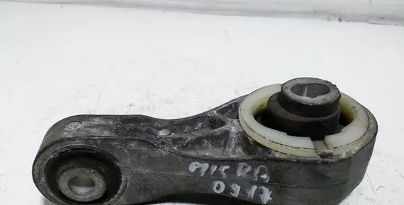 Nissan Micra Engine mount bracket 326C62