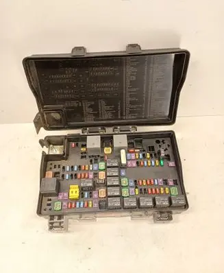 Dodge Durango Fuse box set P68425215AB 68425215AB
