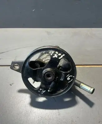 Mazda 323 Power steering pump 
