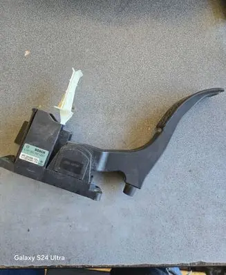 Volkswagen Golf IV Accelerator throttle pedal 0281002342 1J1721503K 966220899YB3