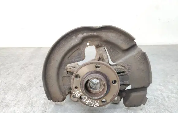 Volvo V60 Front wheel hub spindle knuckle