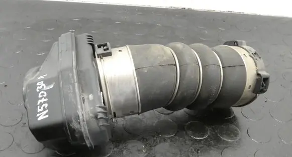 BMW 3 F30 F35 F31 Intake resonator 8513672 8513450