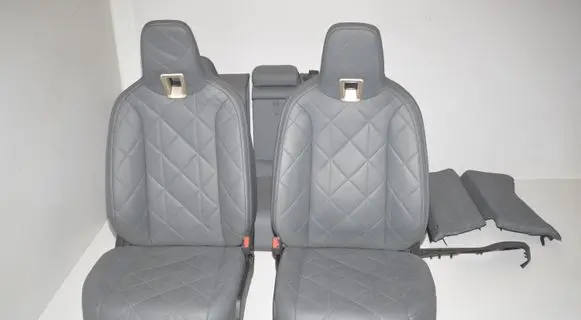Seat set