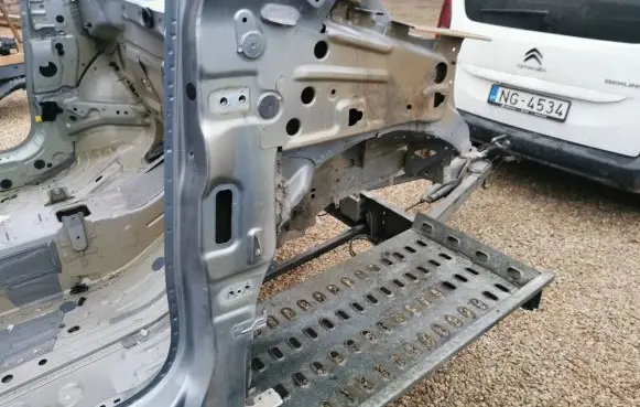 Opel Combo E Front side member 