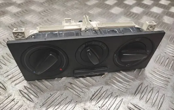 Volkswagen Golf IV Climate control unit 1J0819015F
