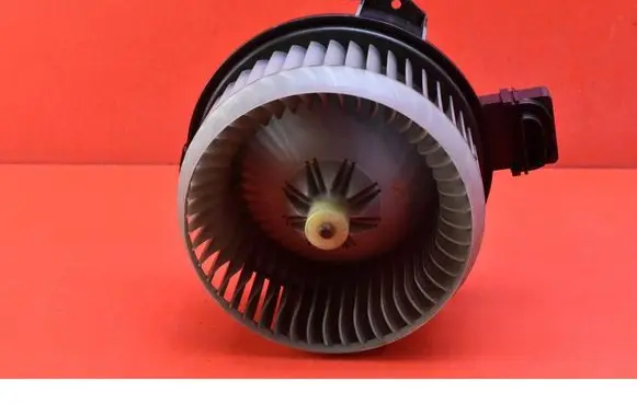 Toyota Auris 150 Heater fan/blower AV272700-5151