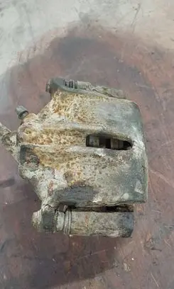 Ford Mondeo Mk III Front brake caliper Y01128 0204A