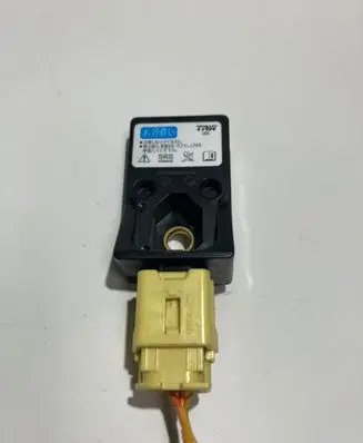 Honda CR-V Airbag deployment crash/impact sensor 77970S9AB814M1 G0X99G3RC