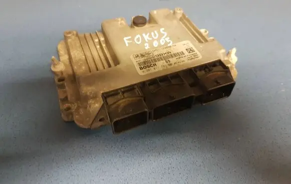 Ford Focus Other control units/modules 6M5112A650NA 0281011701