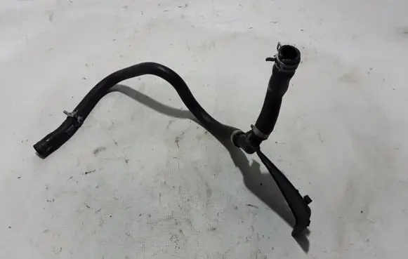 Volvo S60 Engine coolant pipe/hose 32138838