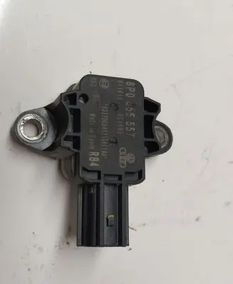 Audi A4 S4 B7 8E 8H Airbag deployment crash/impact sensor 8P0955557
