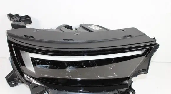 Opel Mokka B Headlight/headlamp 9847939180 368158932
