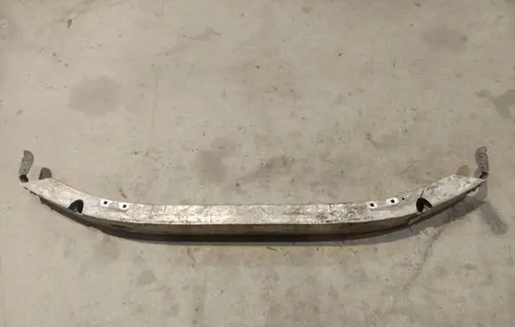 Mercedes-Benz C W203 Front bumper cross member