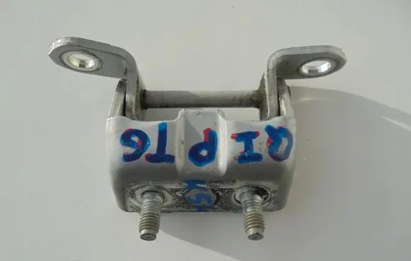 Nissan Qashqai Rear door hinge set 